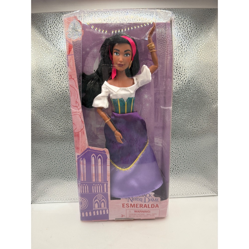 Disney The Hunchback of Notre Dame Esmeralda Classic Doll‎ NIB NEW
